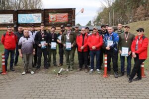 Strzelby poszły w ruch